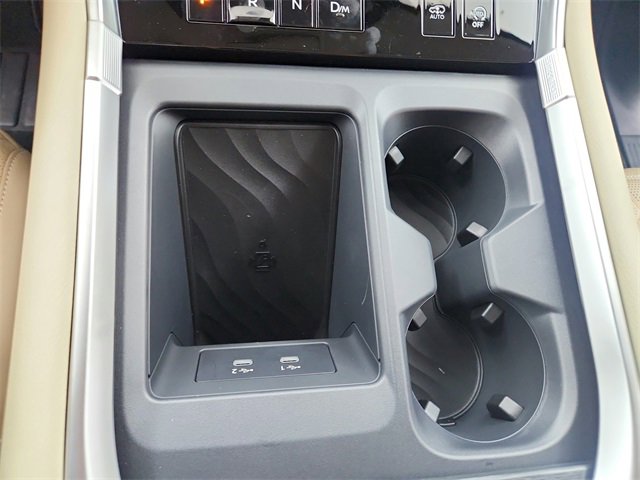 New 2026 Nissan Armada Platinum Reserve image 30