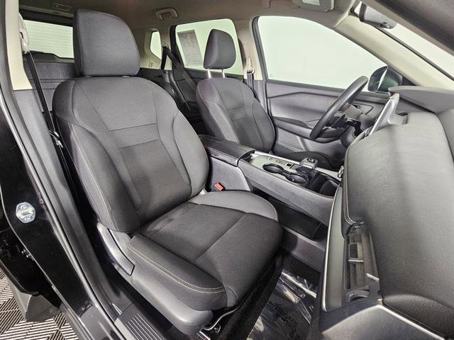 Used 2024 Nissan Rogue S image 13