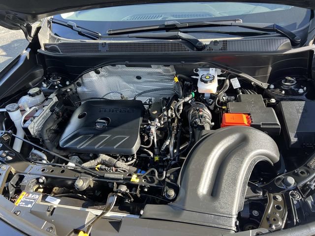 Certified 2024 Buick Encore GX Sport Touring w/ Advanced Technology Package FWD image 11