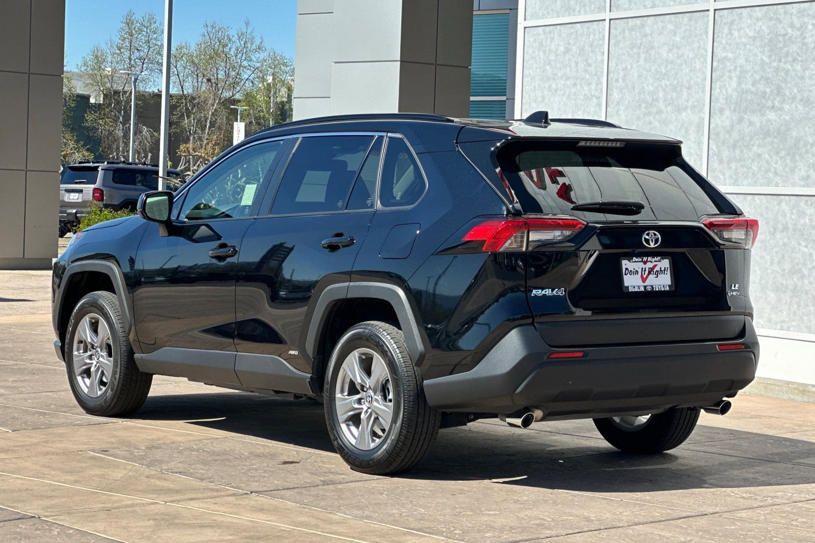 Certified 2025 Toyota RAV4 LE image 7