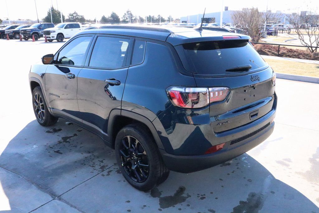 New 2026 Jeep Compass Latitude AWD/4WD image 22