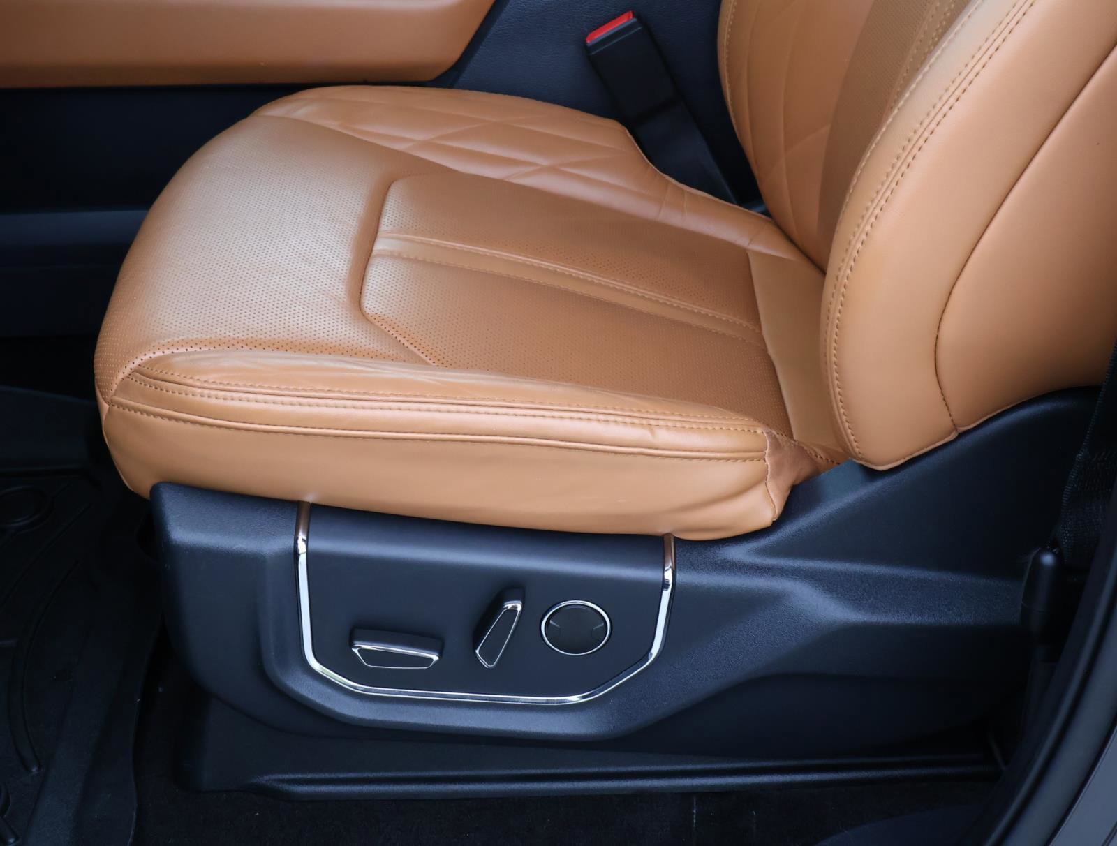 Used 2022 Ford Expedition Max Platinum image 17