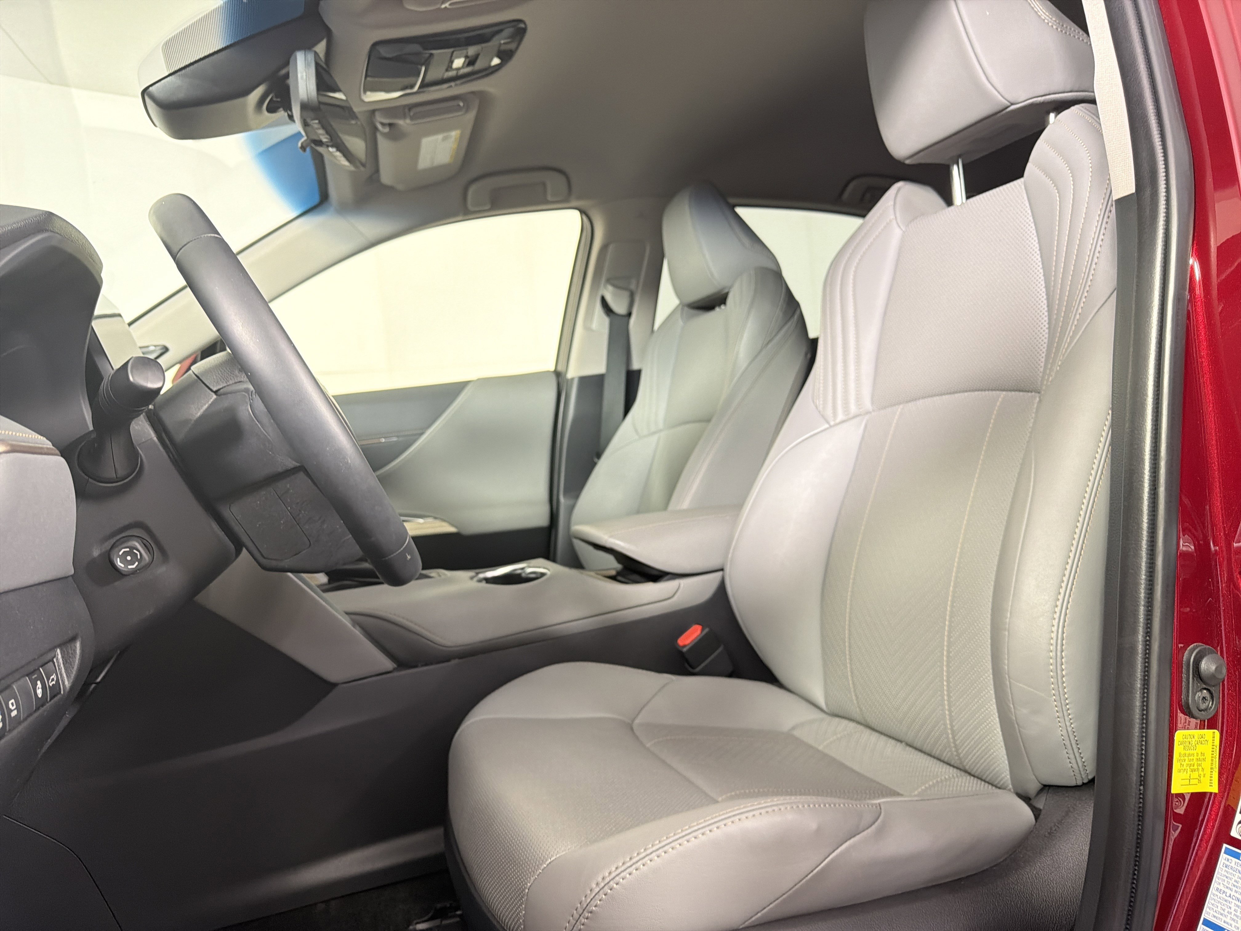 Used 2022 Toyota Venza Limited AWD/4WD image 15