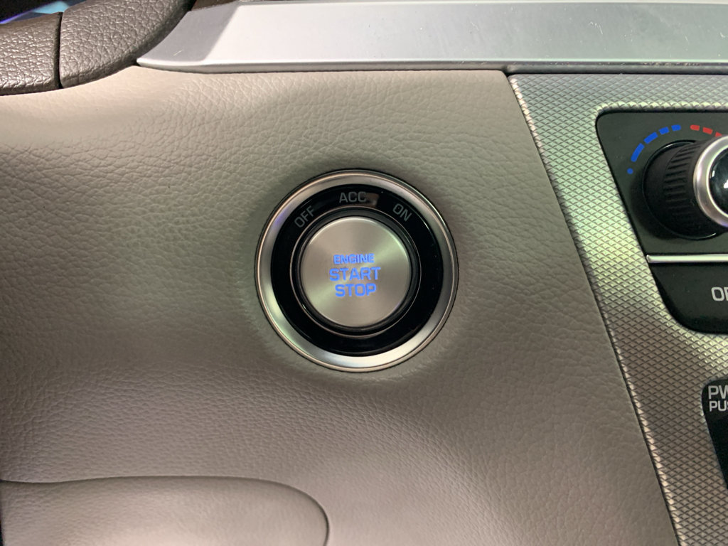 Used 2019 Genesis G80 5.0 Ultimate RWD image 17