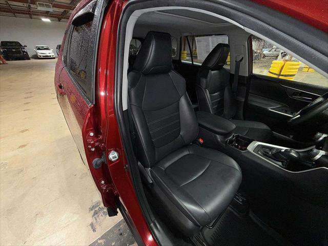 Certified 2021 Toyota RAV4 XLE Premium image 16