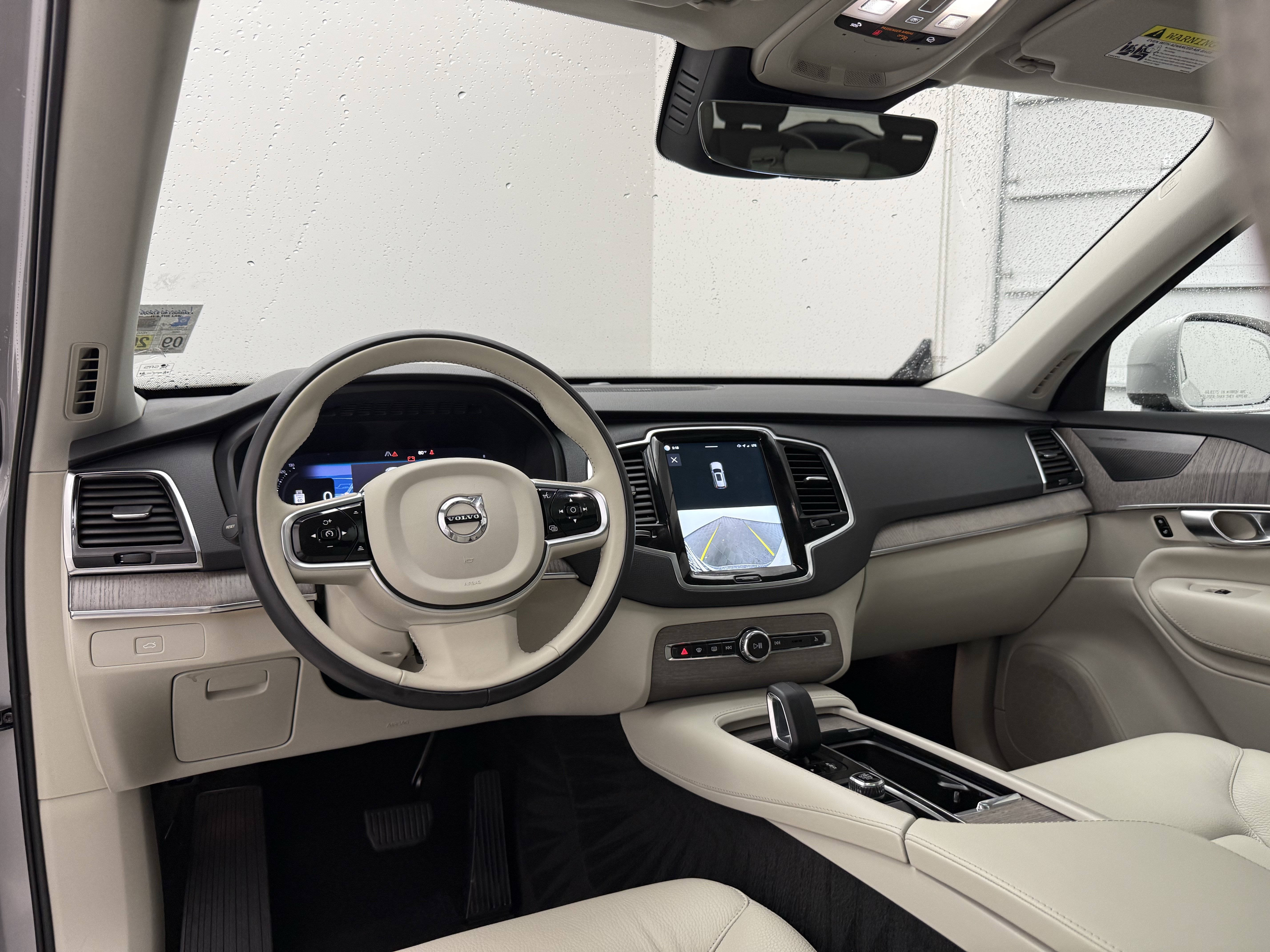 Used 2023 Volvo XC90 B6 Plus w/ Protection Package AWD/4WD image 25