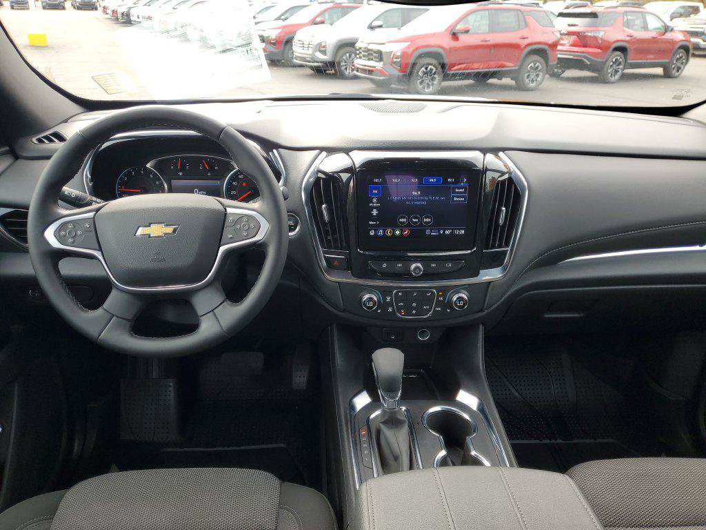 Used 2023 Chevrolet Traverse LT FWD image 24