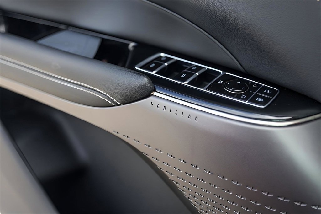 Certified 2024 Cadillac Lyriq Sport image 28