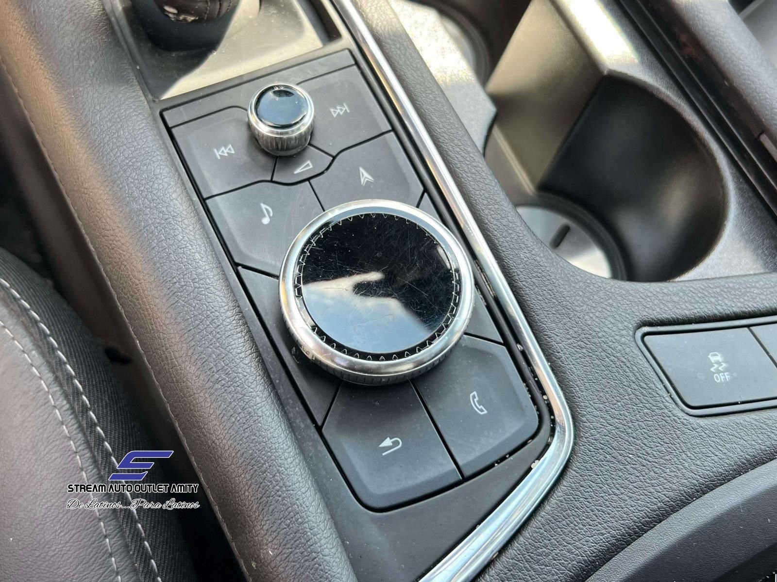 Used 2022 Cadillac XT5 Sportv image 32