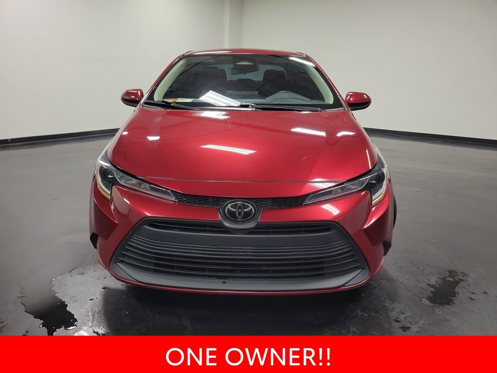 Used 2024 Toyota Corolla LE FWD image 3