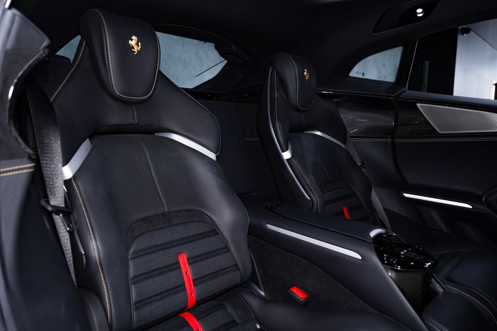 Used 2023 Ferrari Purosangue AWD/4WD image 43