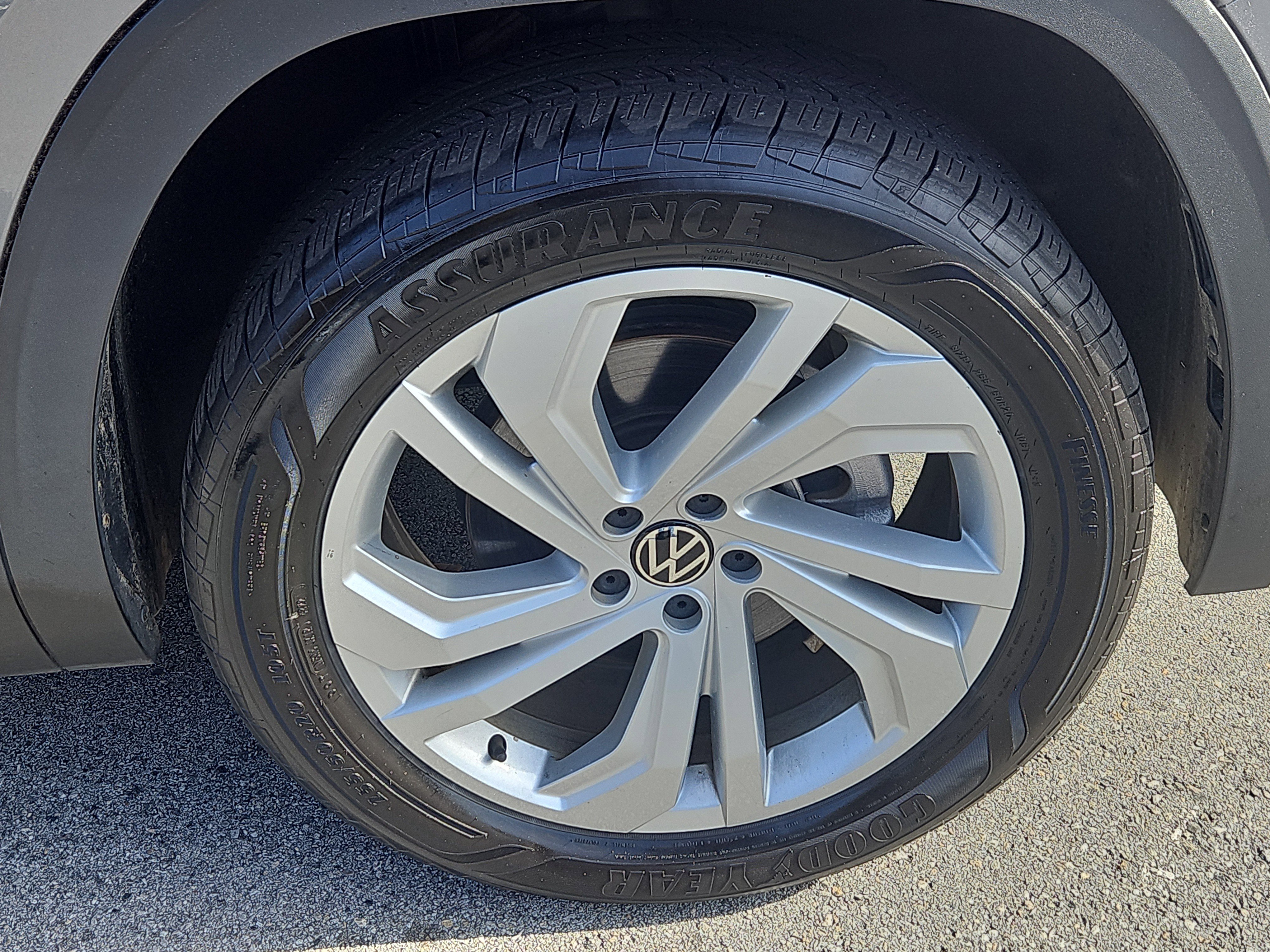 Certified 2022 Volkswagen Atlas SE image 26