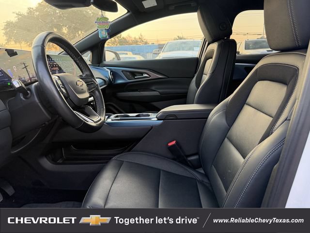 Used 2024 Chevrolet Equinox EV LT FWD image 25