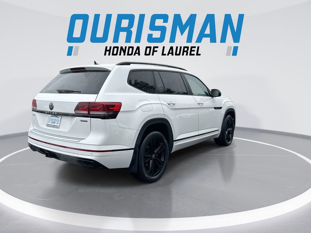 Used 2023 Volkswagen Atlas SEL R-Line image 8