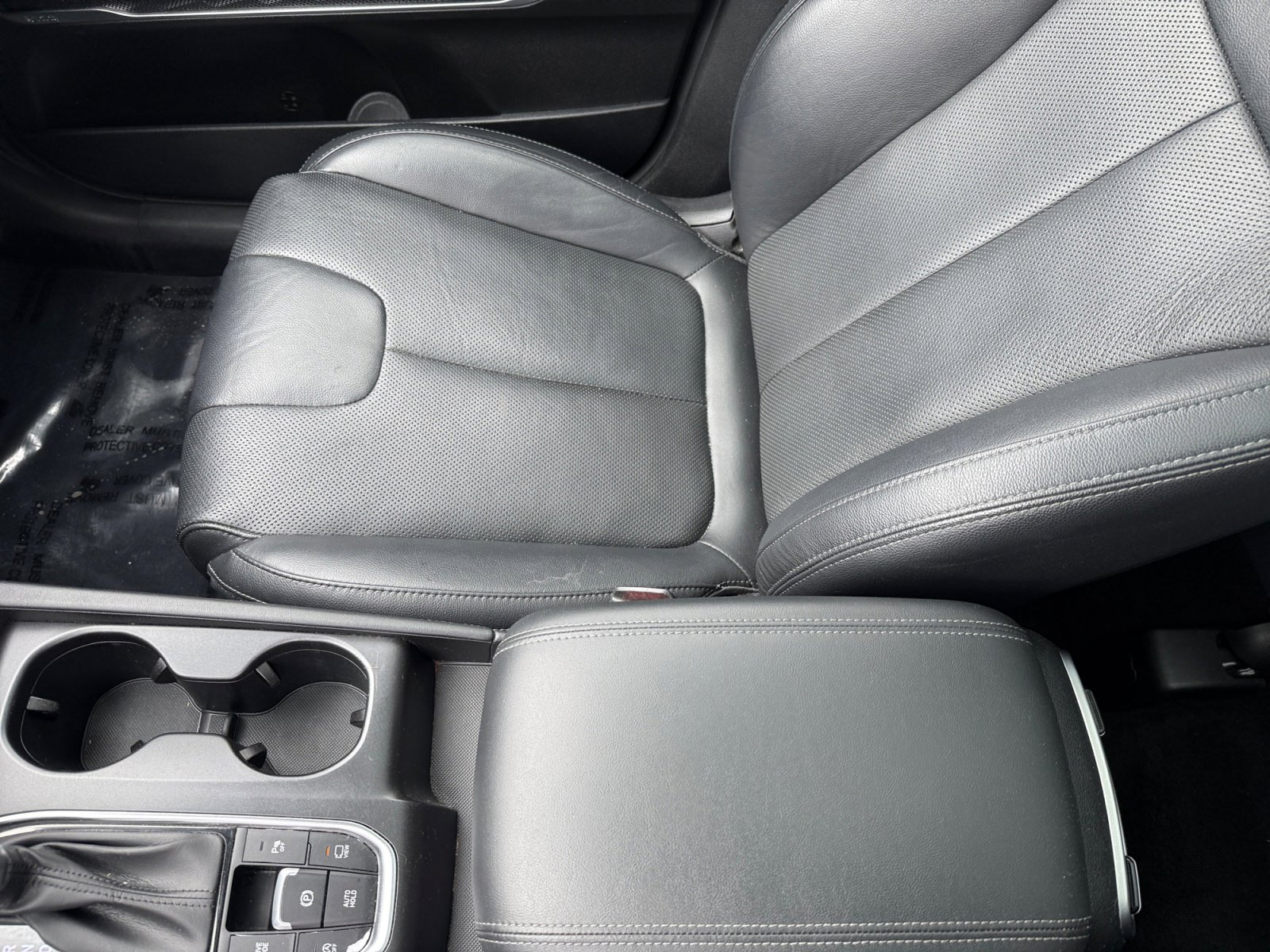 Used 2020 Hyundai Santa Fe Limited FWD image 14