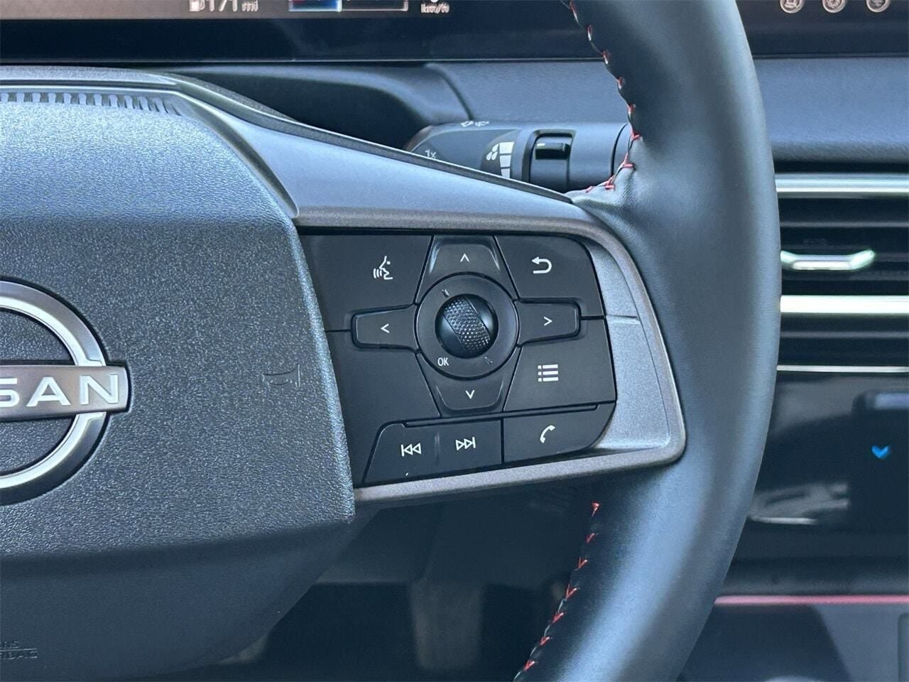 New 2026 Nissan Sentra SR FWD image 27