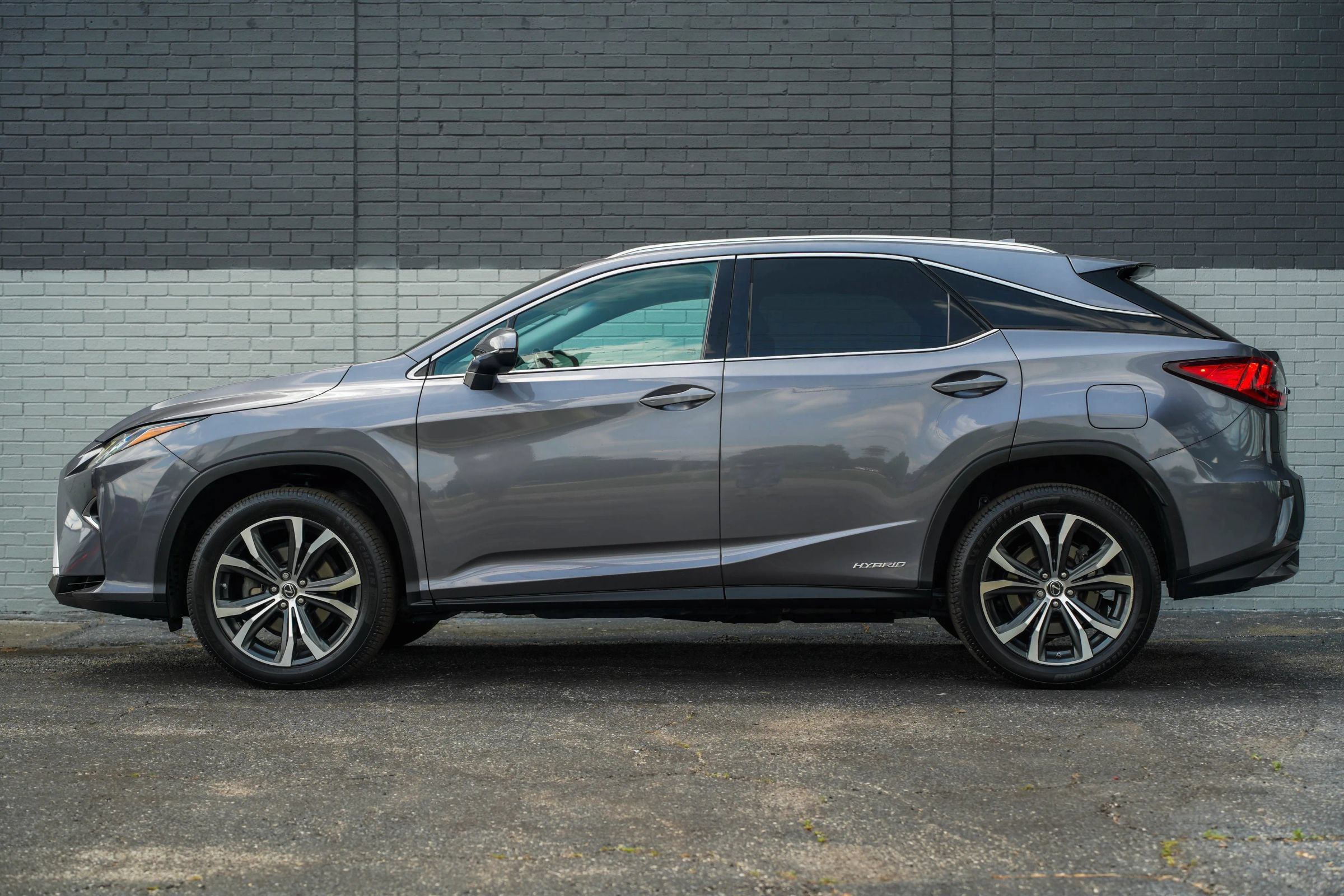 Used 2018 Lexus RX 450h AWD w/ Premium Package image 8