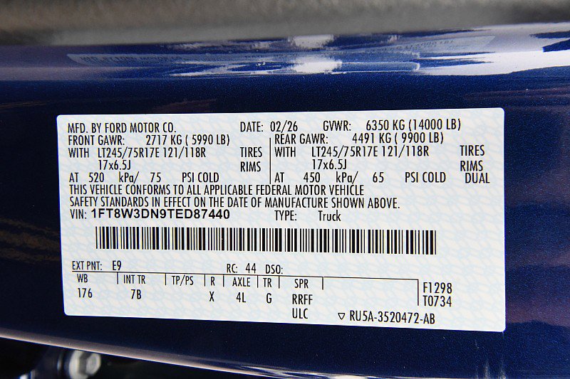 New 2026 Ford F350 Platinum w/ FX4 Off-Road Package AWD/4WD image 25