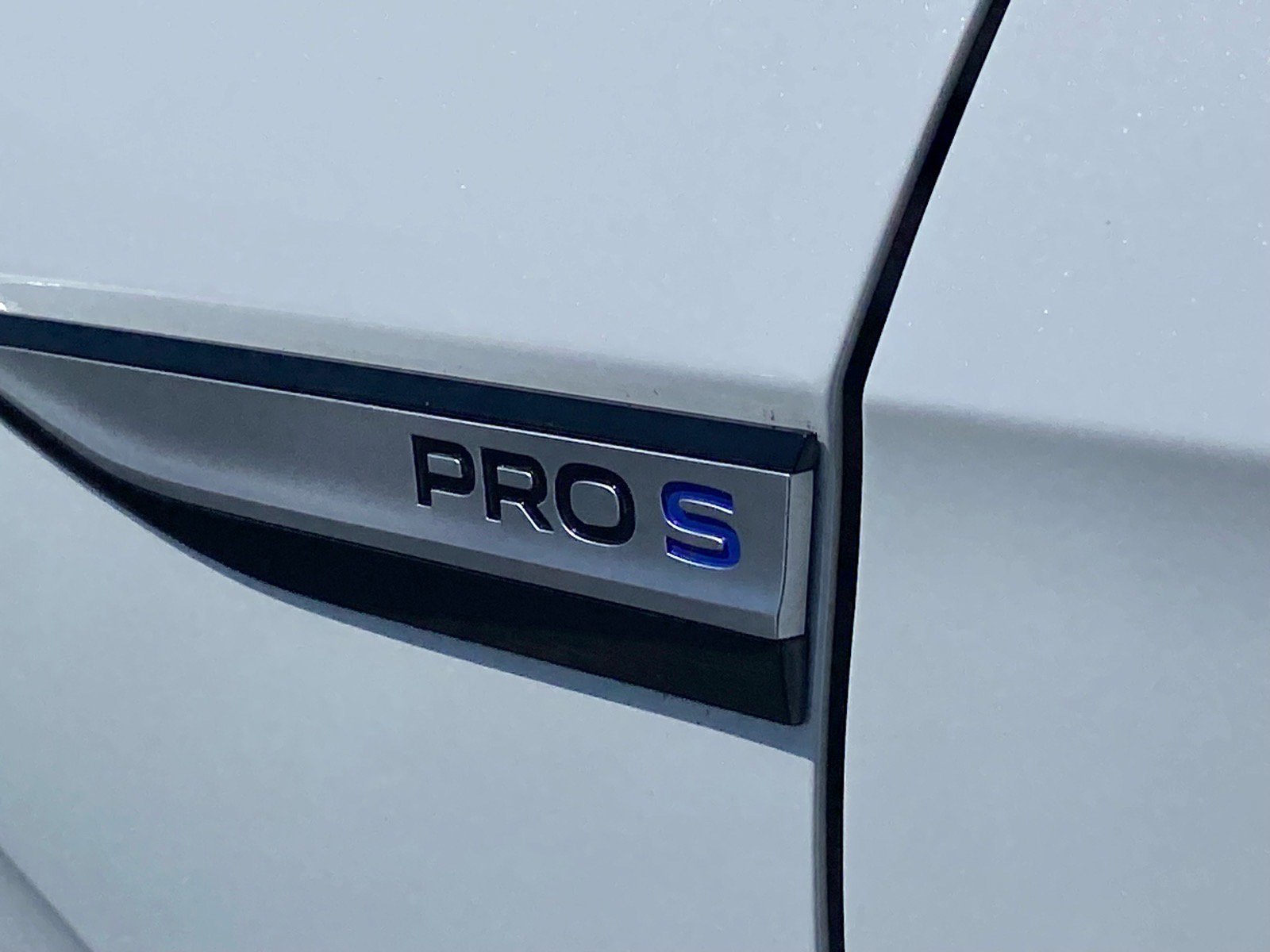 Certified 2025 Volkswagen ID.4 Pro S RWD image 5