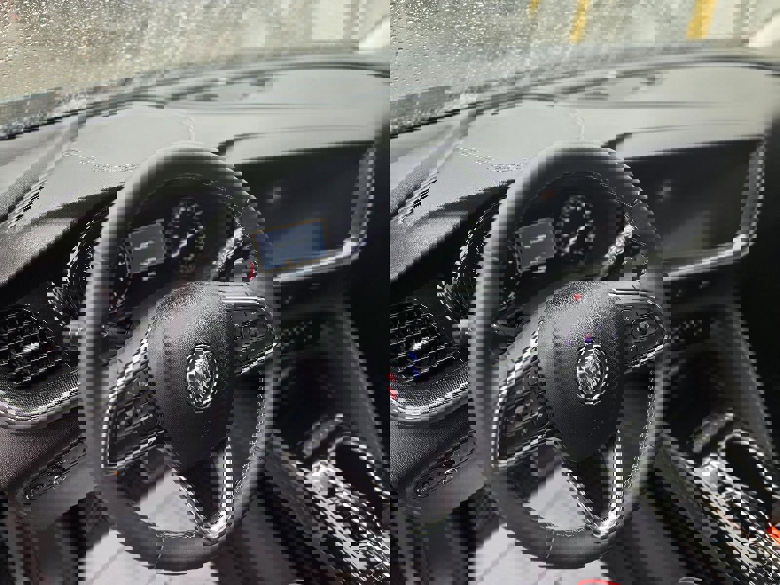 Certified 2023 Buick Envision Essence w/ Sport Touring Package image 26