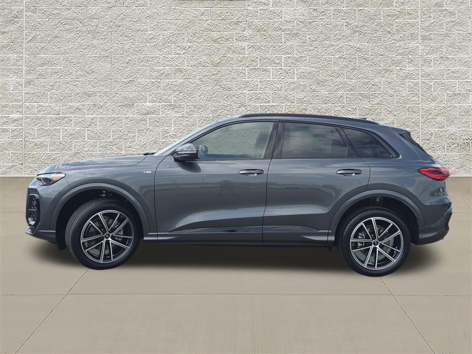 New 2026 Audi Q5 Premium Plus AWD/4WD image 4