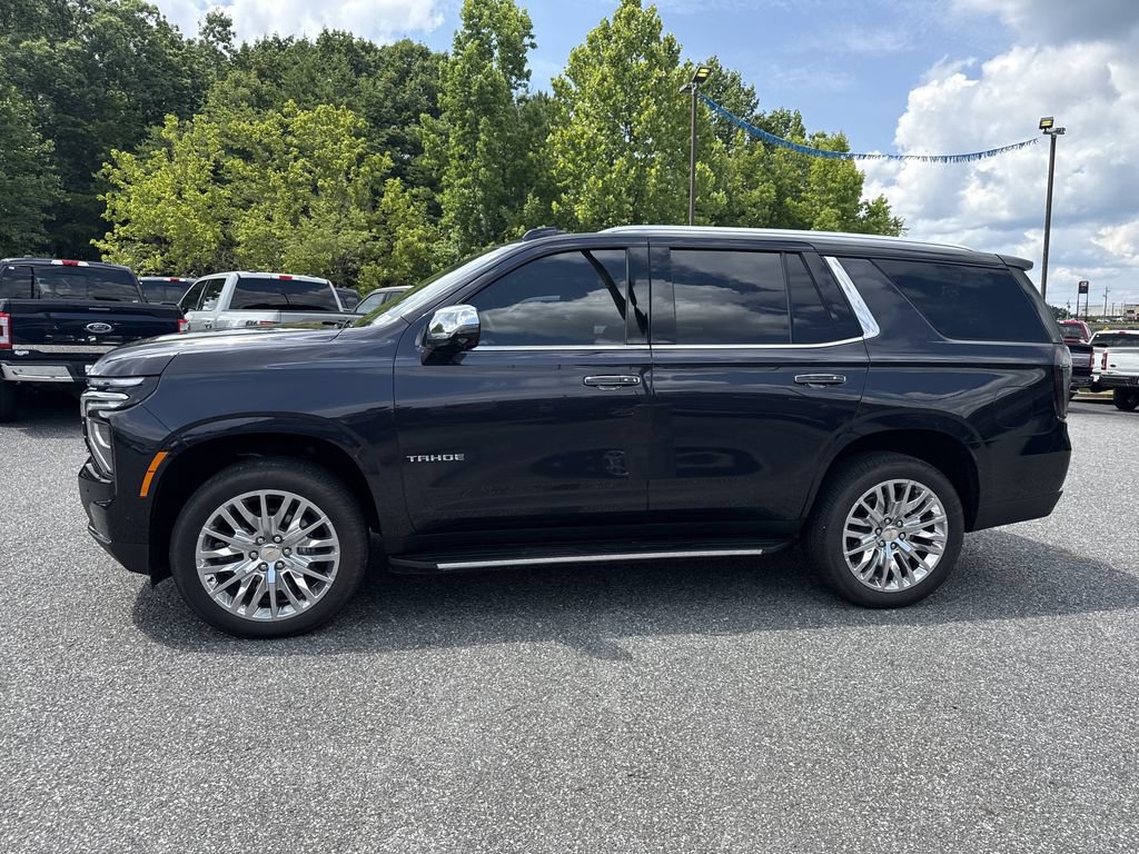 Used 2025 Chevrolet Tahoe Premier w/ Sun And Tow Package AWD/4WD image 4
