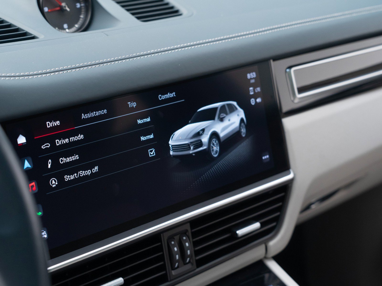 Certified 2022 Porsche Cayenne S Platinum image 26