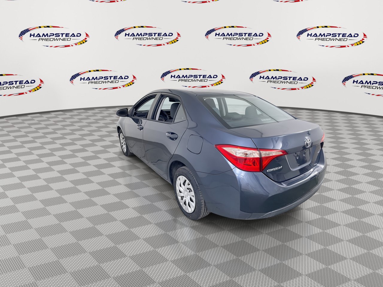 Used 2018 Toyota Corolla LE FWD image 6