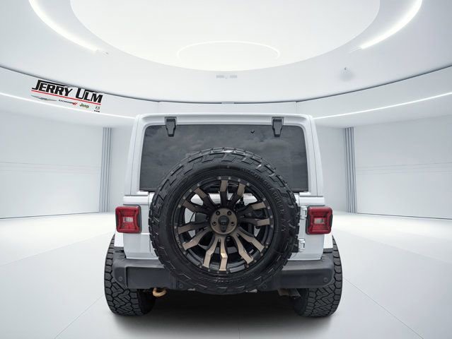 Used 2022 Jeep Wrangler Unlimited Rubicon AWD/4WD image 4