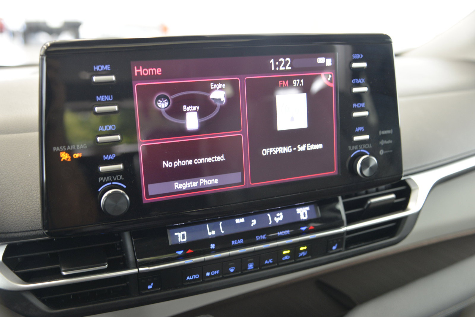 Used 2024 Toyota Sienna XLE AWD/4WD image 12