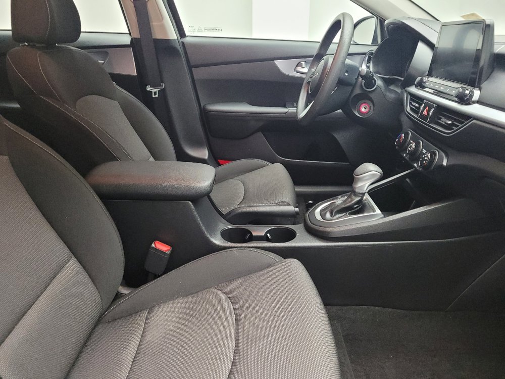 Used 2023 Kia Forte LXS image 21