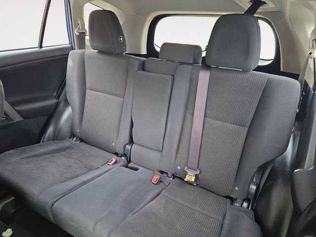 Used 2018 Toyota RAV4 LE image 13