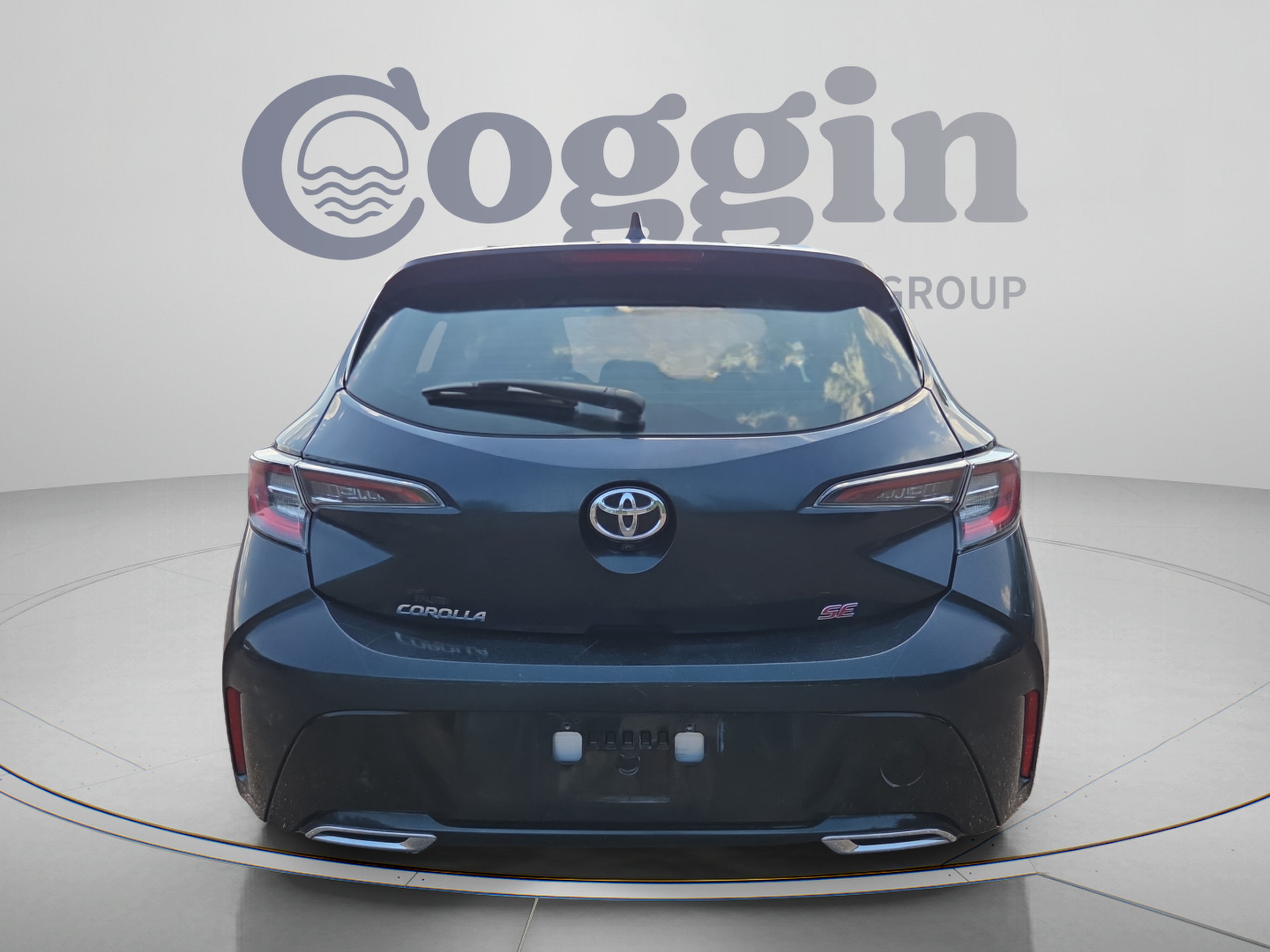 Used 2019 Toyota Corolla SE w/ SE Option Package FWD image 4