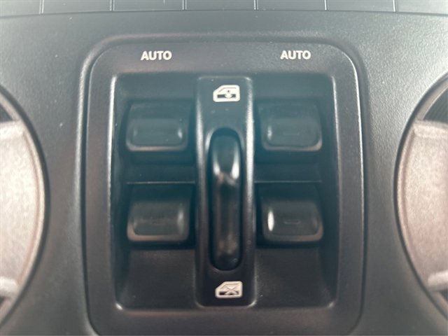 Used 2015 Jeep Wrangler Unlimited Sport w/ Quick Order Package 24S AWD/4WD image 34