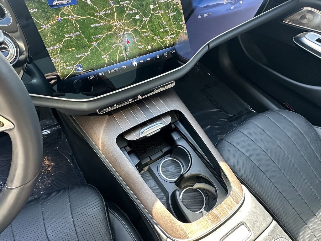 Certified 2024 Mercedes-Benz E 350 4MATIC Sedan w/ Airmatic Package image 32