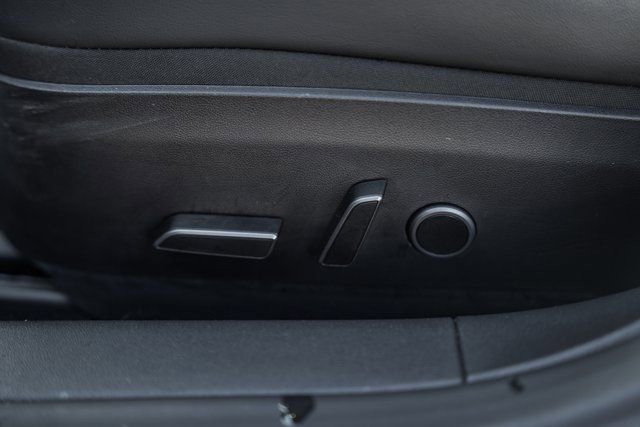 Used 2023 Tesla Model 3 Performance image 41