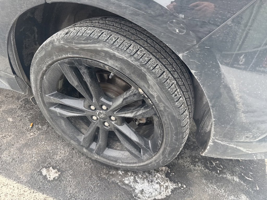 Used 2021 Ford Edge ST w/ Equipment Group 401A image 8