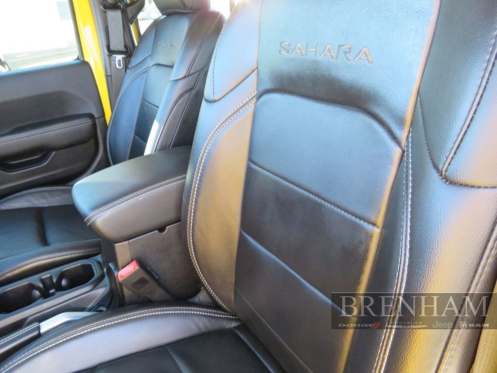 Used 2019 Jeep Wrangler Unlimited Sahara image 15