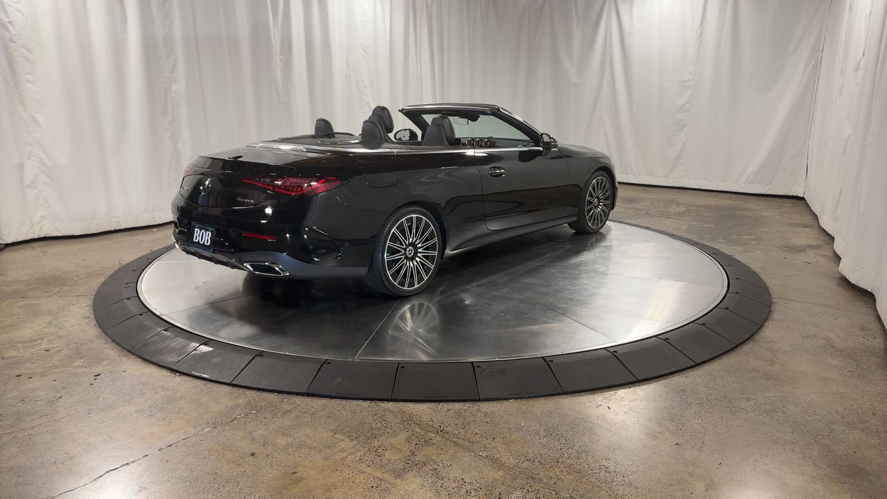 Used 2024 Mercedes-Benz CLE 300 4MATIC Cabriolet image 8