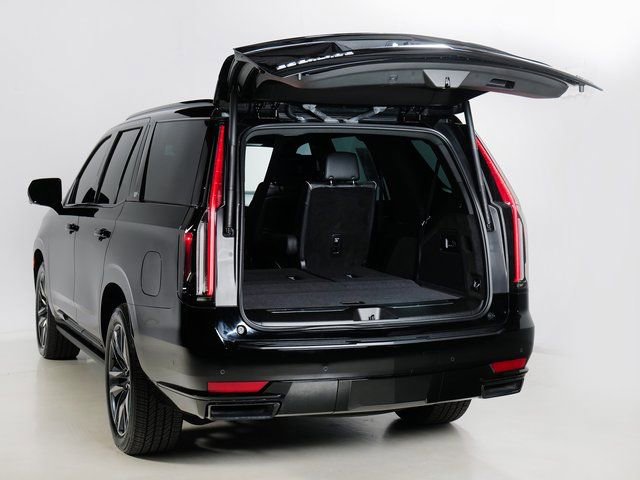 Used 2023 Cadillac Escalade Sport w/ Touring Package AWD/4WD image 34