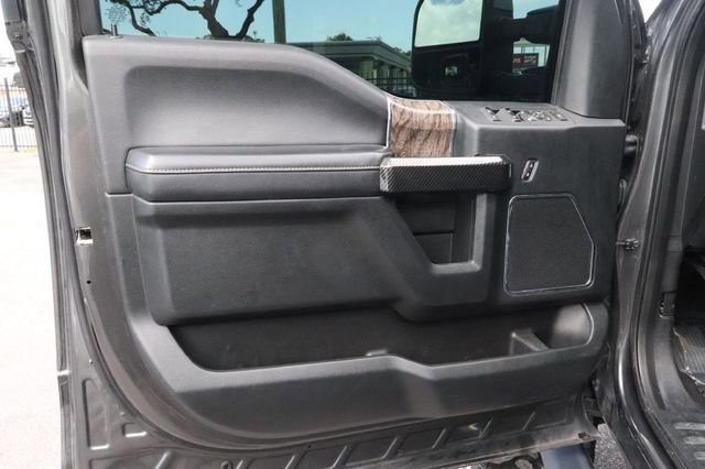 Used 2019 Ford F250 Lariat image 9