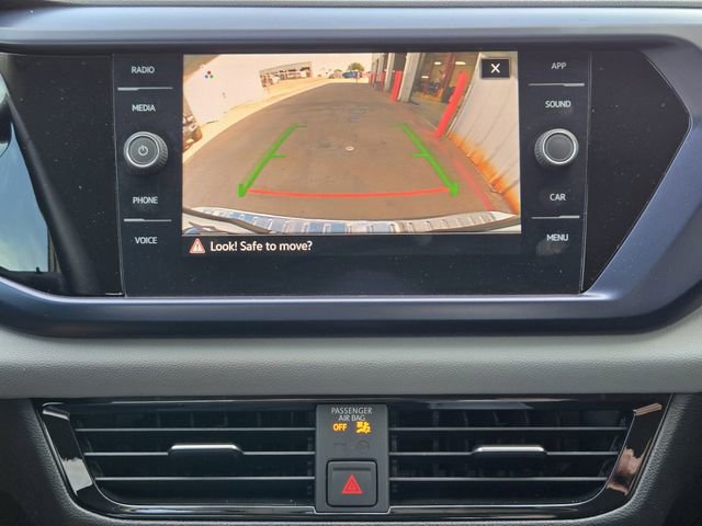 Used 2022 Volkswagen Taos SE image 19