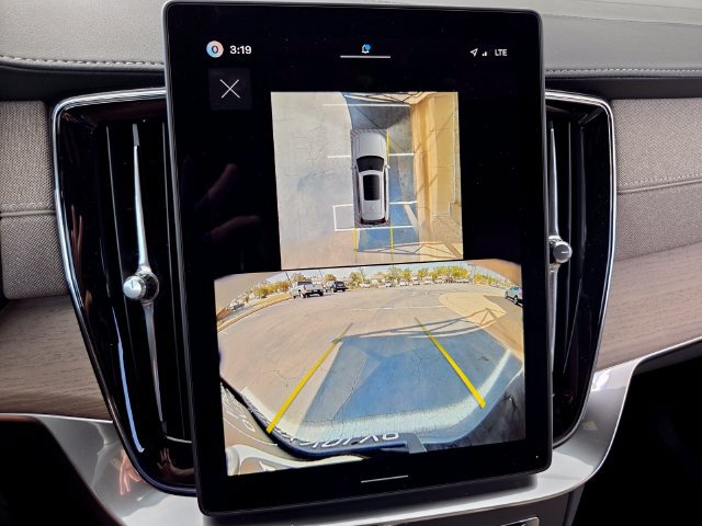 New 2027 Volvo XC90 B6 Plus AWD/4WD image 22
