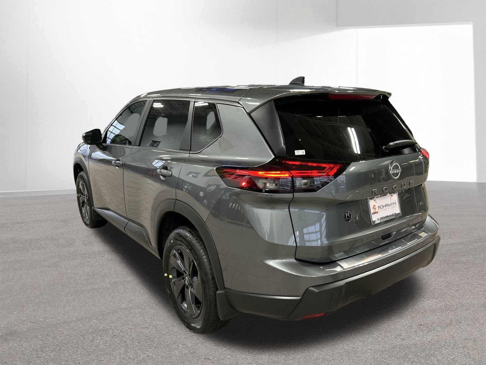 New 2026 Nissan Rogue SV w/ Cold Weather Package AWD/4WD image 36