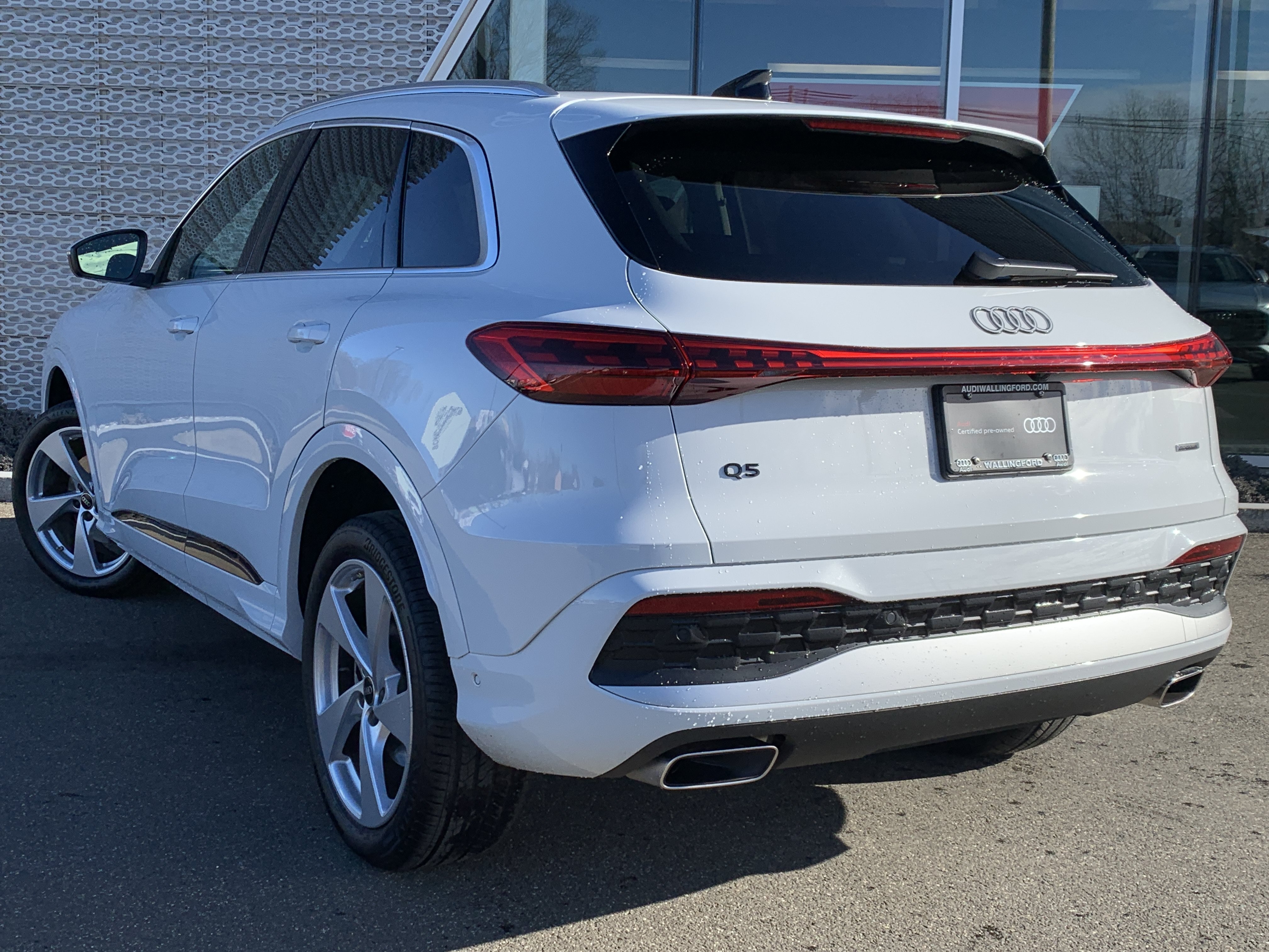 Certified 2025 Audi Q5 Premium w/ Premium Plus AWD/4WD image 3