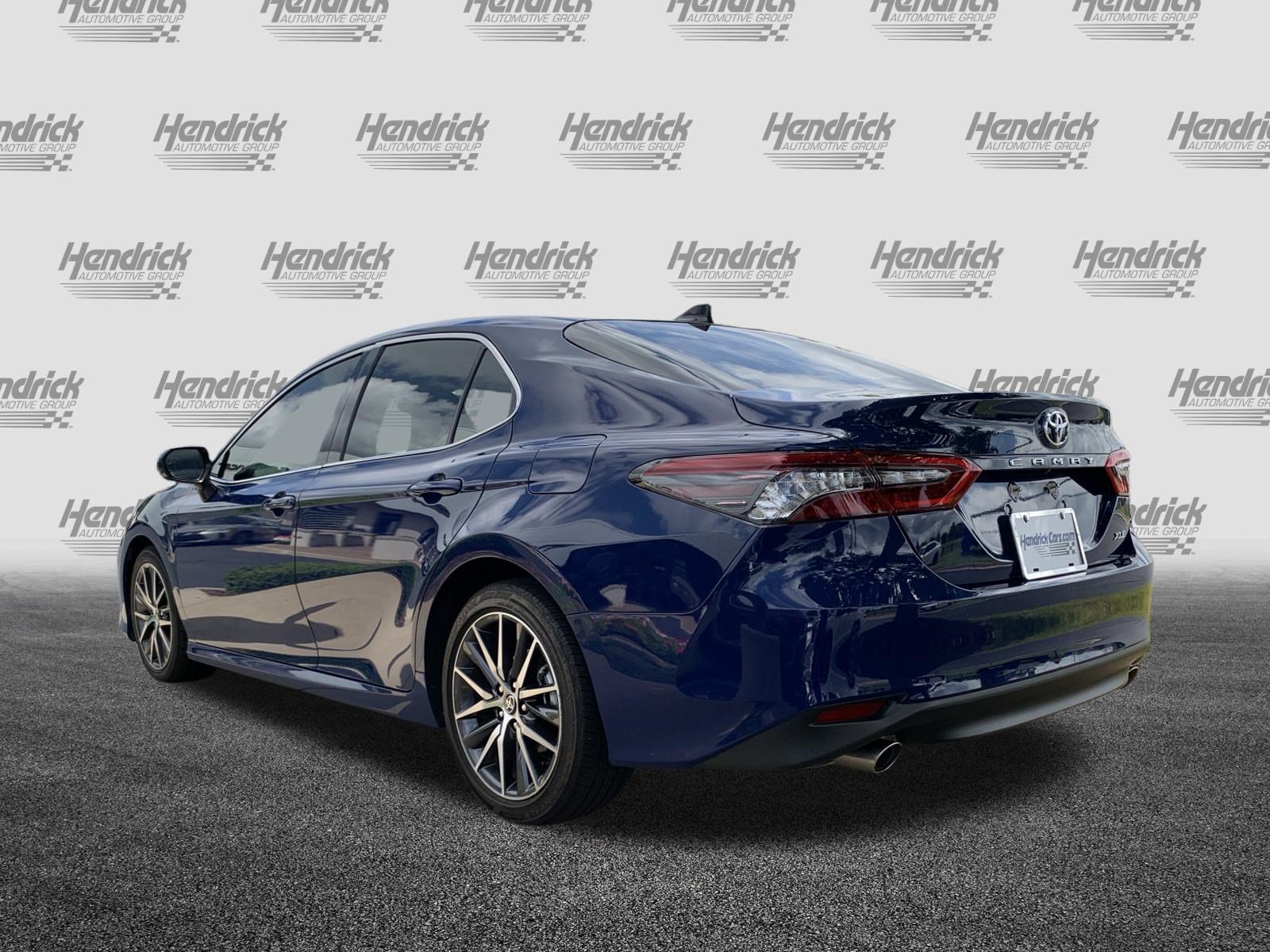 Used 2024 Toyota Camry XLE FWD image 8