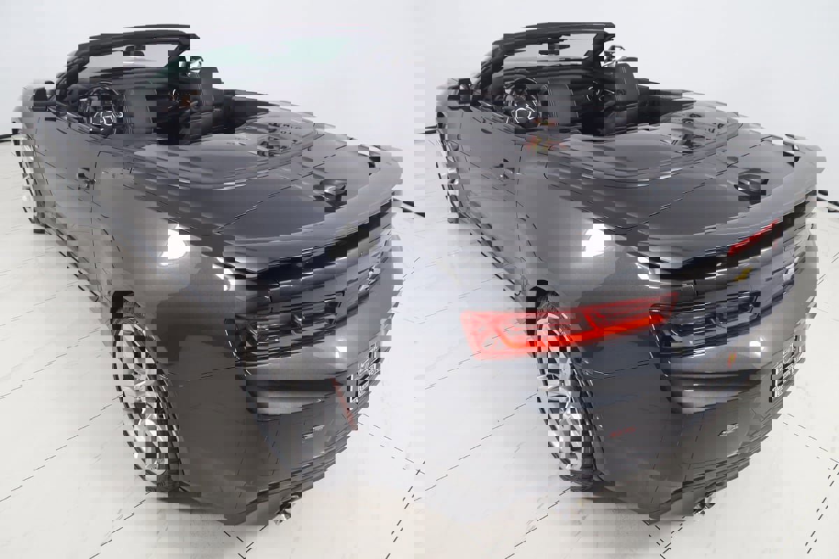 Used 2017 Chevrolet Camaro SS image 30