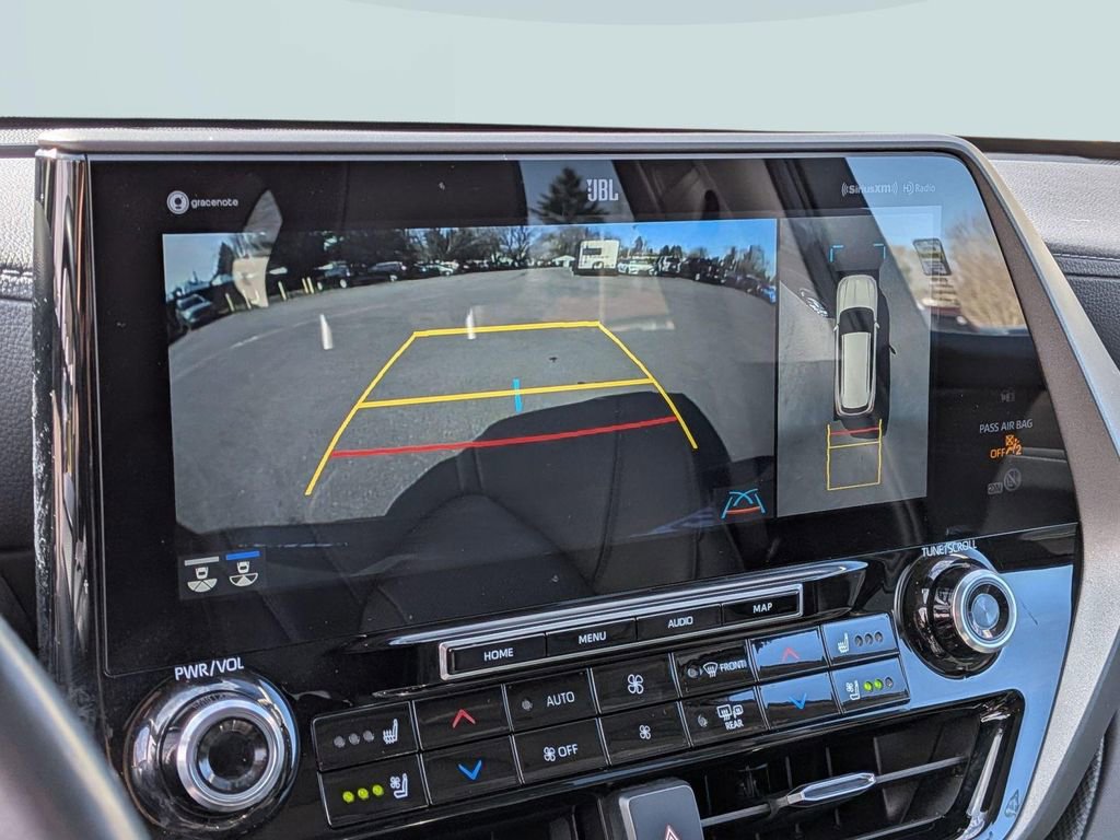Used 2022 Toyota Highlander Limited image 18