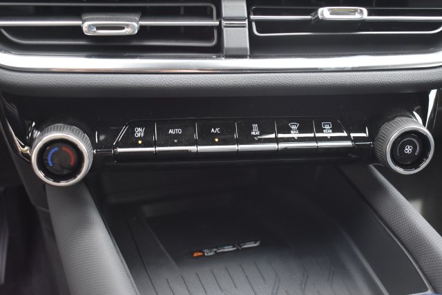 New 2026 Chevrolet Equinox EV LT AWD/4WD image 29