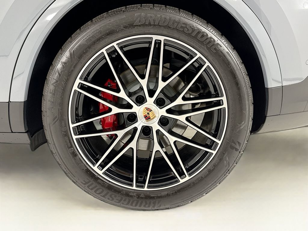 Certified 2026 Porsche Cayenne S AWD/4WD image 35
